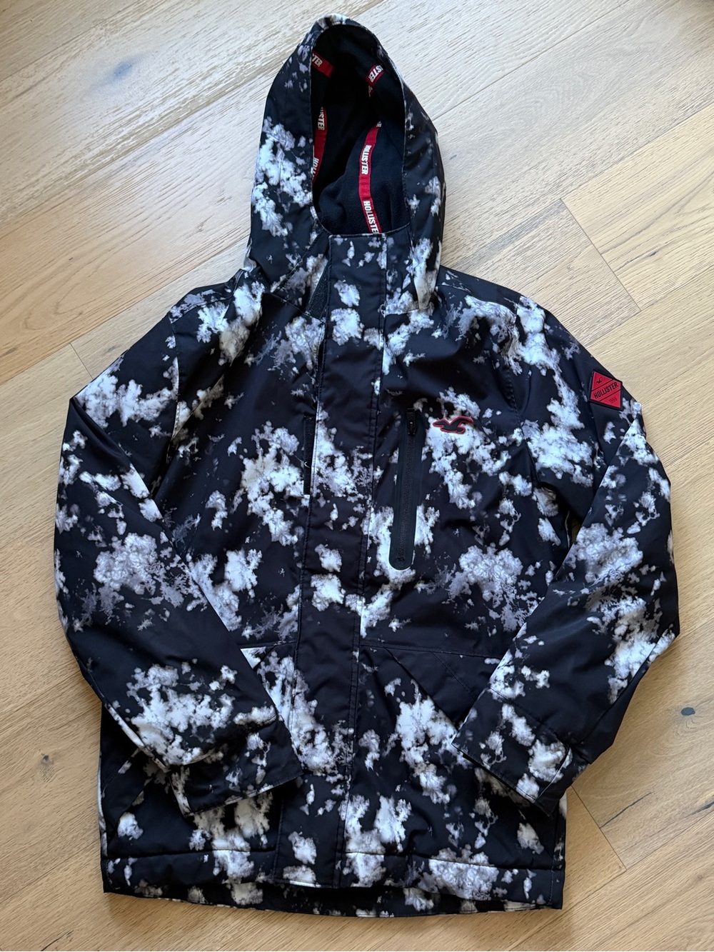 Men’s Hollister All-Weather Ski/Snowboard Coat Size S - Black/White